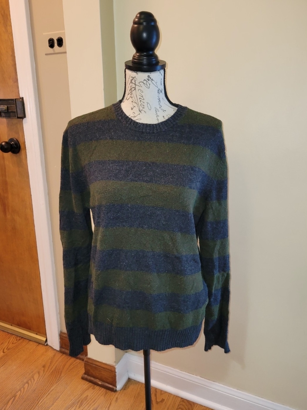 Gap Men's Vintage Striped Crewneck Sweater Green & Blue Size Medium